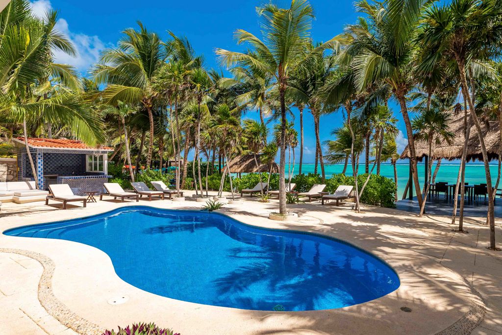 Casa Dena Soliman Bay Olivers Traves 2