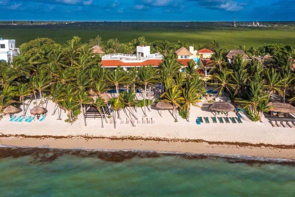 Casa Dena Soliman Bay Olivers Traves 1