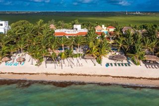 Casa Dena Soliman Bay Olivers Traves 1