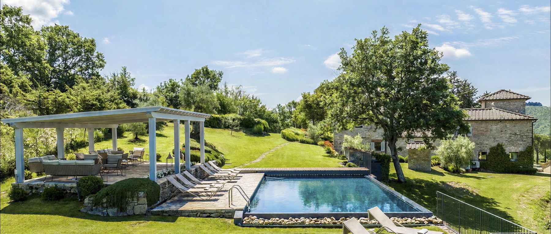 001 villa gaiole central italy olivers travels desktop center