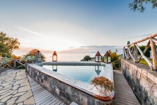 Villa Montecchi Sorrento Olivers Travels 01