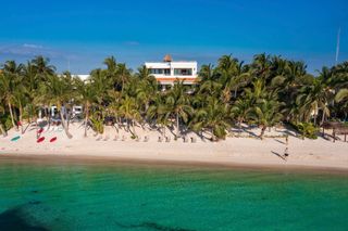 Casa Lol Beh Soliman Bay Olivers Traves 1