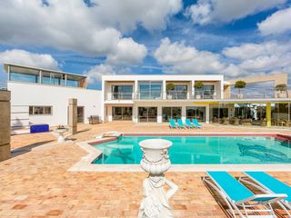 Quinta de Pera Carvoeiro Algarve Olivers Travels 1