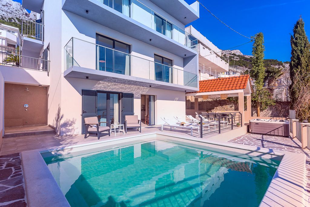 Villa Tadsi Dalmatia Olivers Travels 1