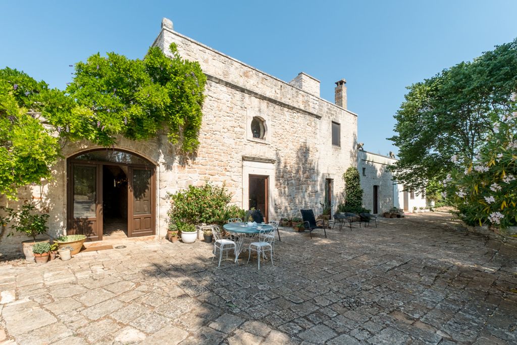 Villa San Michele Puglia Olivers Travels1