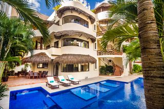 Villa Mira Playa del Carmen Mexico Olivers Travels1