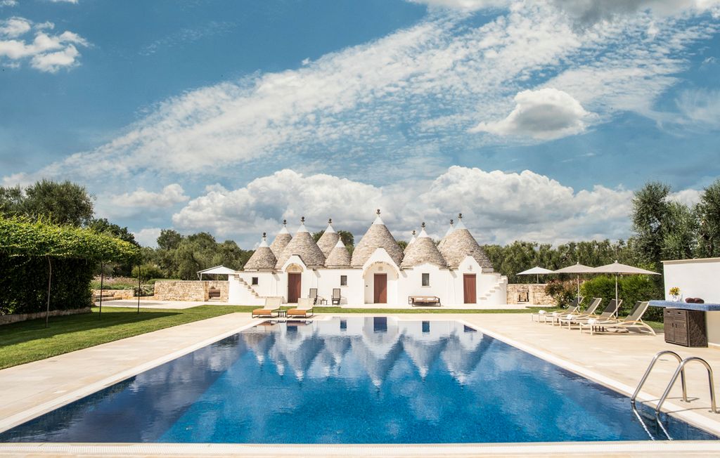 Villa Trullo Puglia Olivers Travel 1