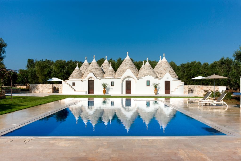 Villa Trullo Puglia Olivers Travels 1
