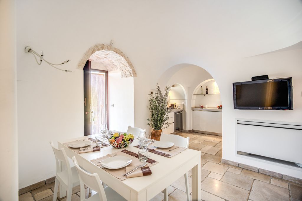 Villa Trullo Puglia Olivers Travels 3