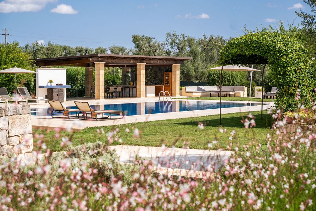 Villa Trullo Puglia Olivers Travels 5