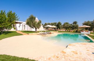 Trulli Masciarola Puglia Olivers Travels1