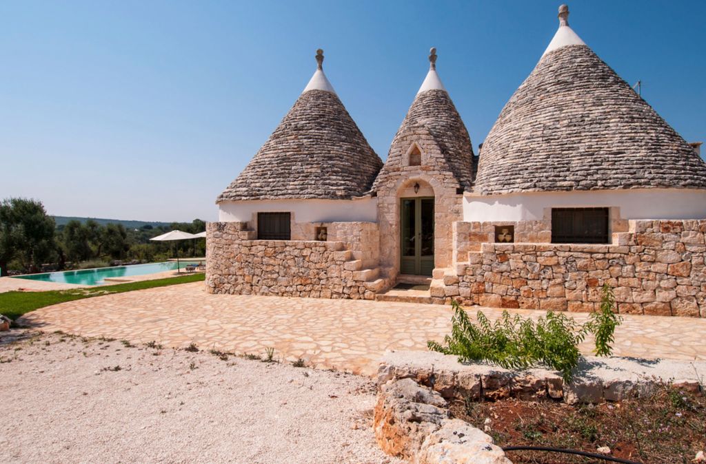 Trulli Masciarola Puglia Olivers Travels2