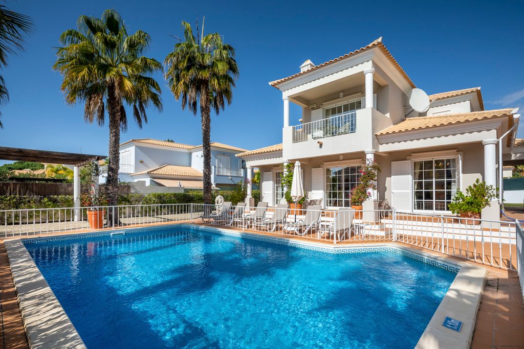 Casa Lania Quinta do Lago Olivers Travels1