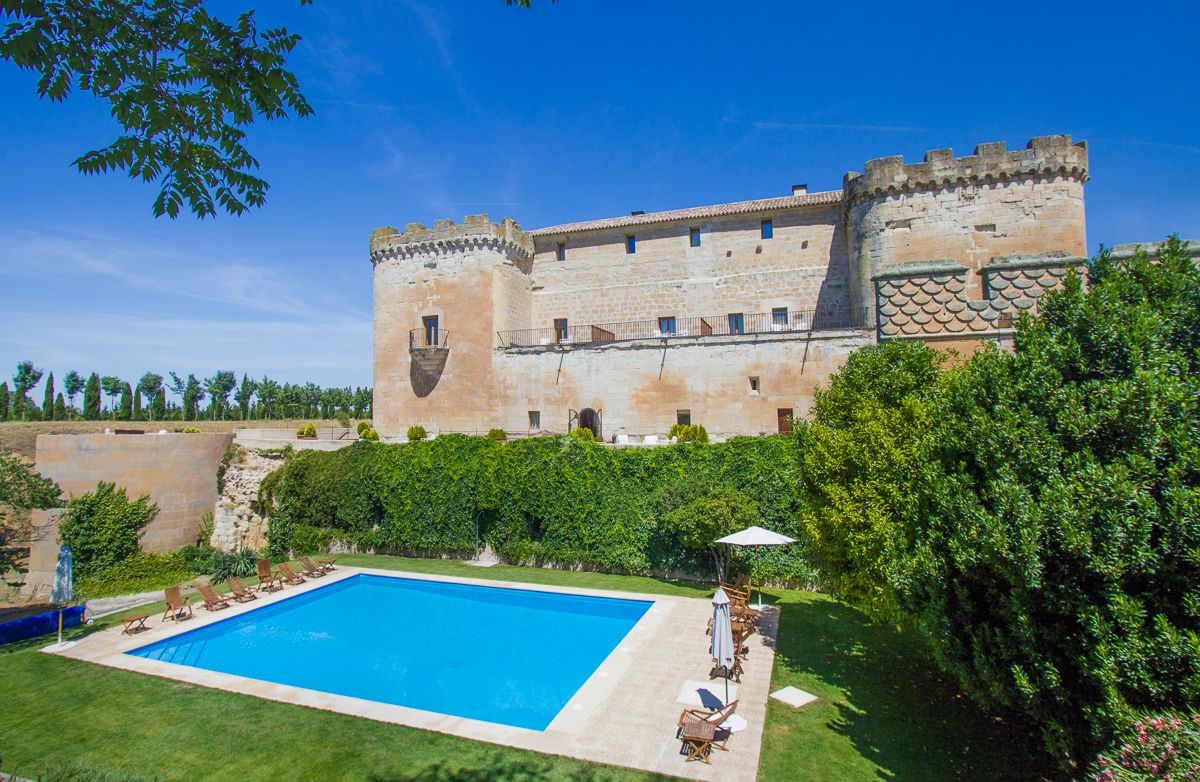 Paso de Guardia in Topas, Salamanca, Spain