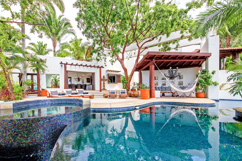 Villa Ventanas Conchas Chinas Mexico Olivers Travels 1