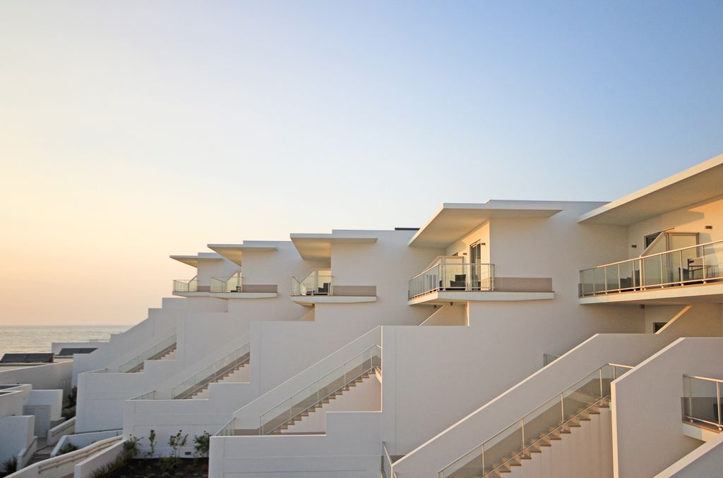 Beachfront Apartment II Prai del Rey Silver Coast Olivers Travels 5