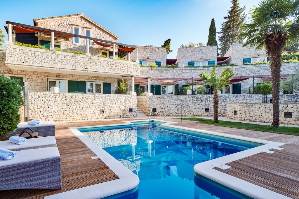 Villa Prisca Brac OliversTravel 1