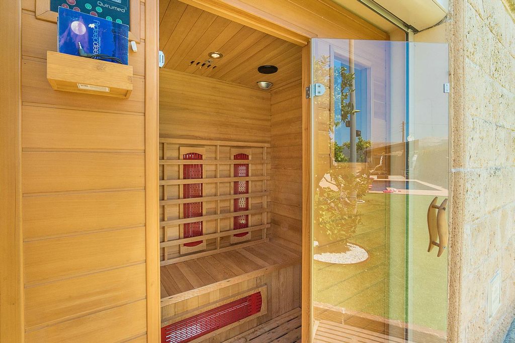 Casa de Vent Annex Olivers Travels 5