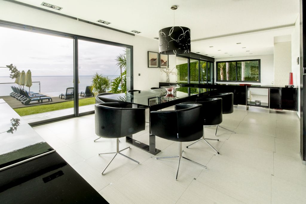 Villa do Suprema Calheta Olivers Travels 4