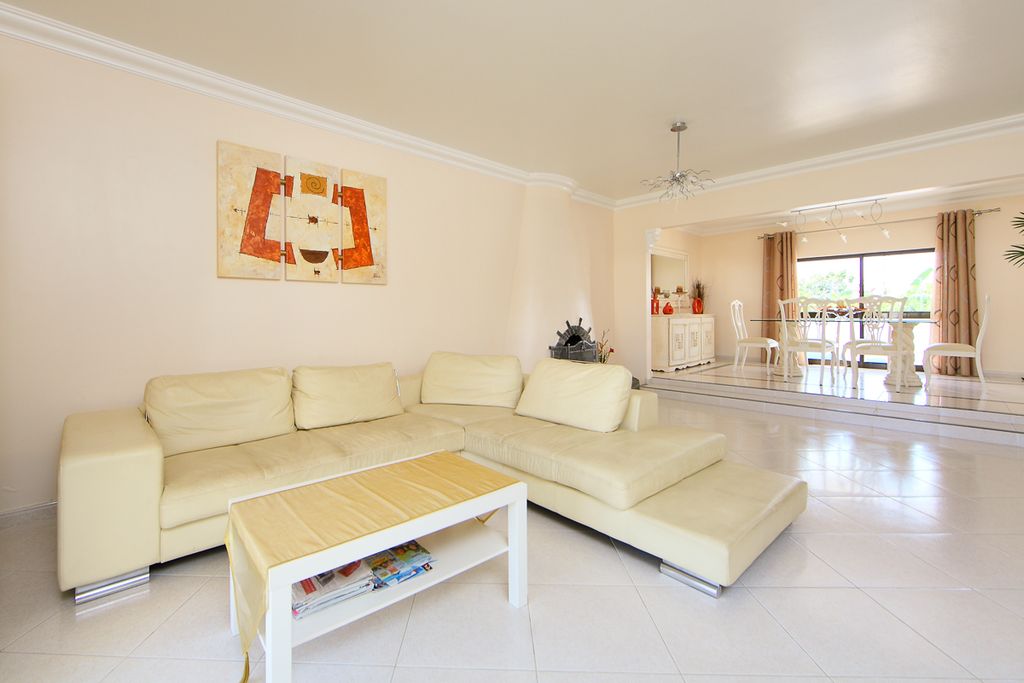 Quinta do Rio Estoi Olivers Travels 3