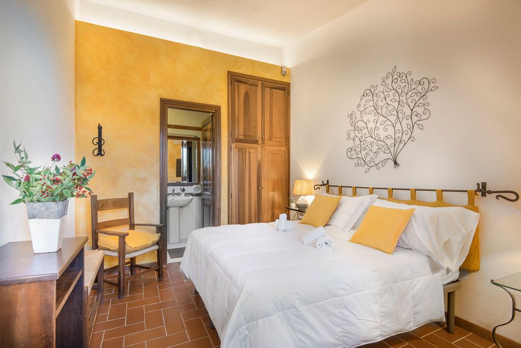Borgo di Meana Umbria Olivers Travels 10
