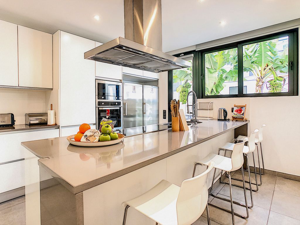 Canico House Funchal Olivers Travels 4