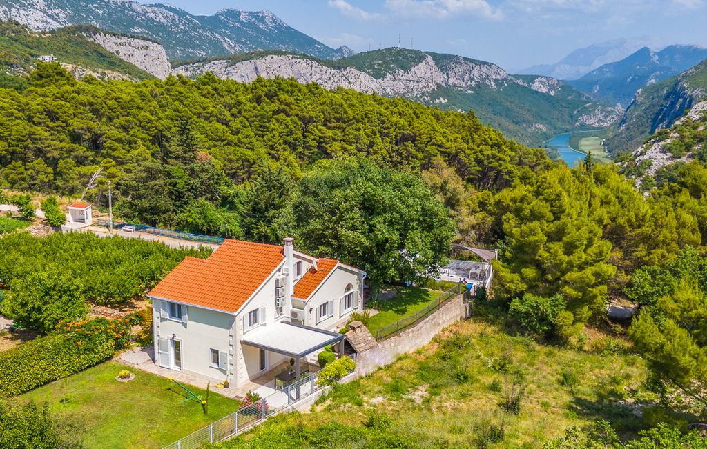 Villa Zaku Dalmatia Olivers Travels 01