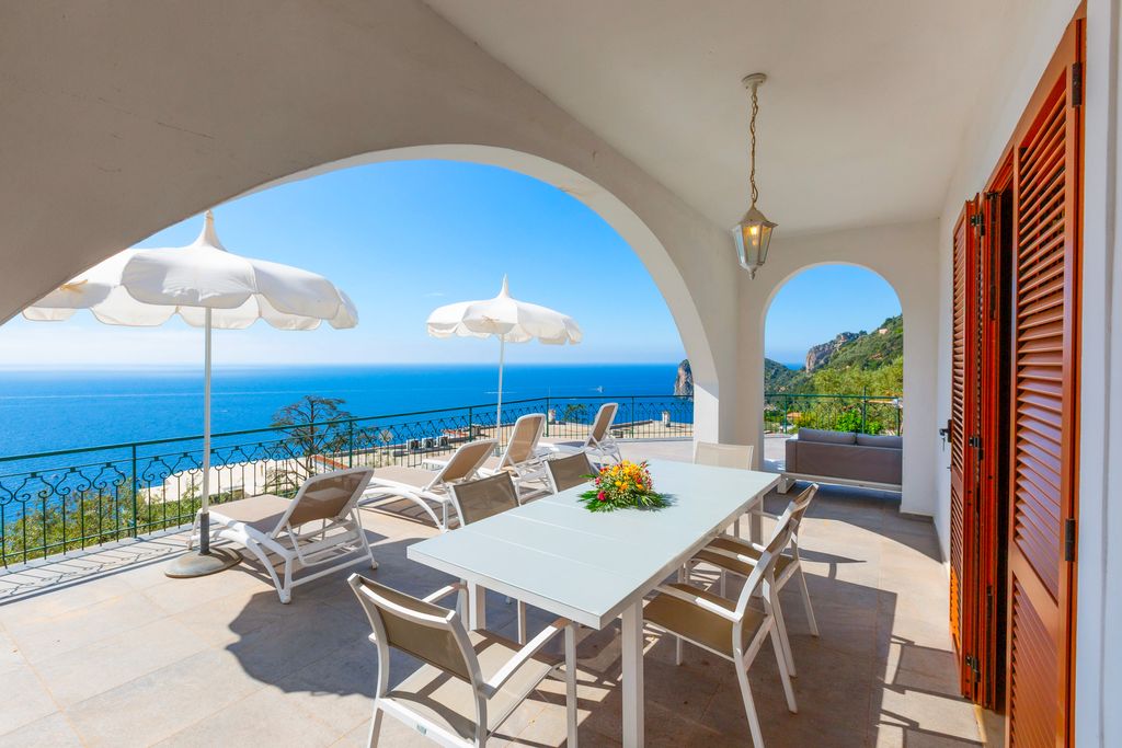 Villa Onda Blu Amalfi Olivers Travels 002