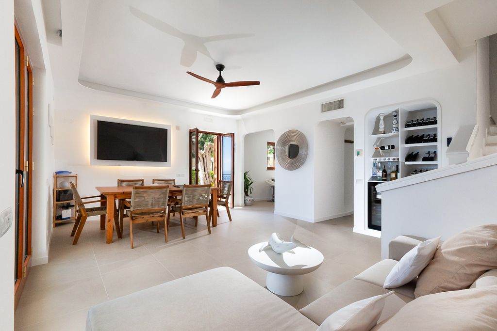 Villa Onda Blu Amalfi Olivers Travels 003