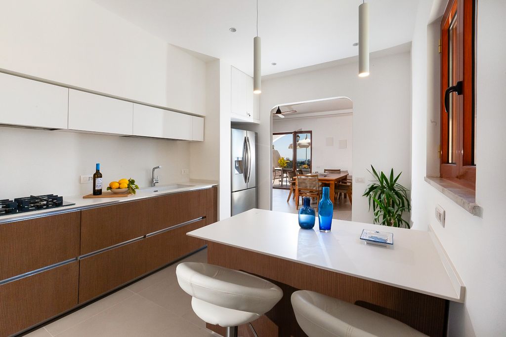 Villa Onda Blu Amalfi Olivers Travels 005