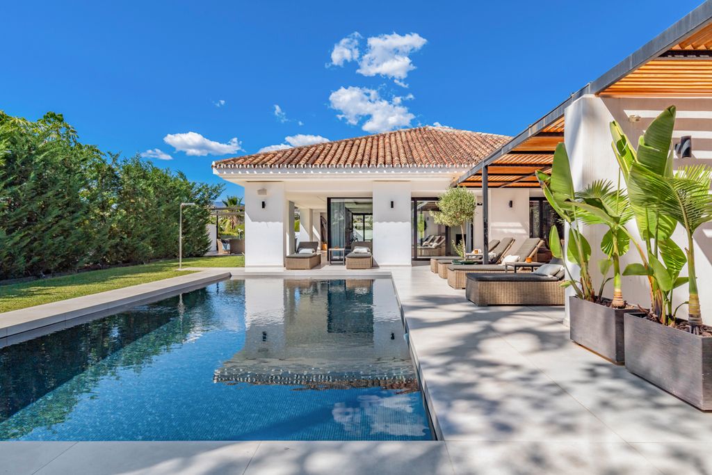 Villa Tucan Costa del Sol Olivers Travels1