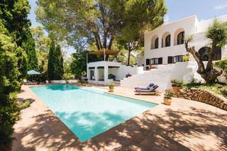 Esencia Ibiza Olivers Travels 1