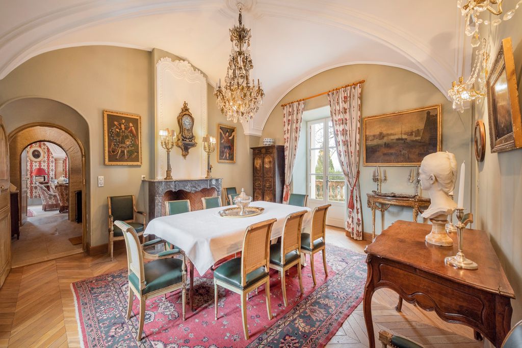 Chateau Empire Languedoc Olivers Travels 2