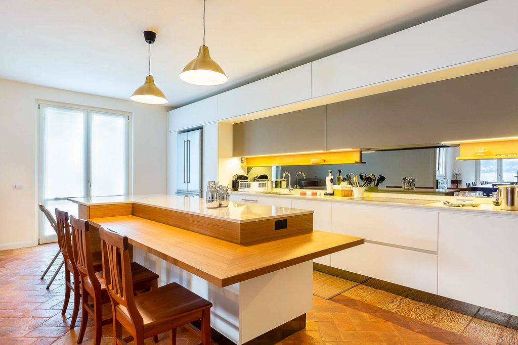 Villa Ferrara Lake Como Italy OliversTravels 5