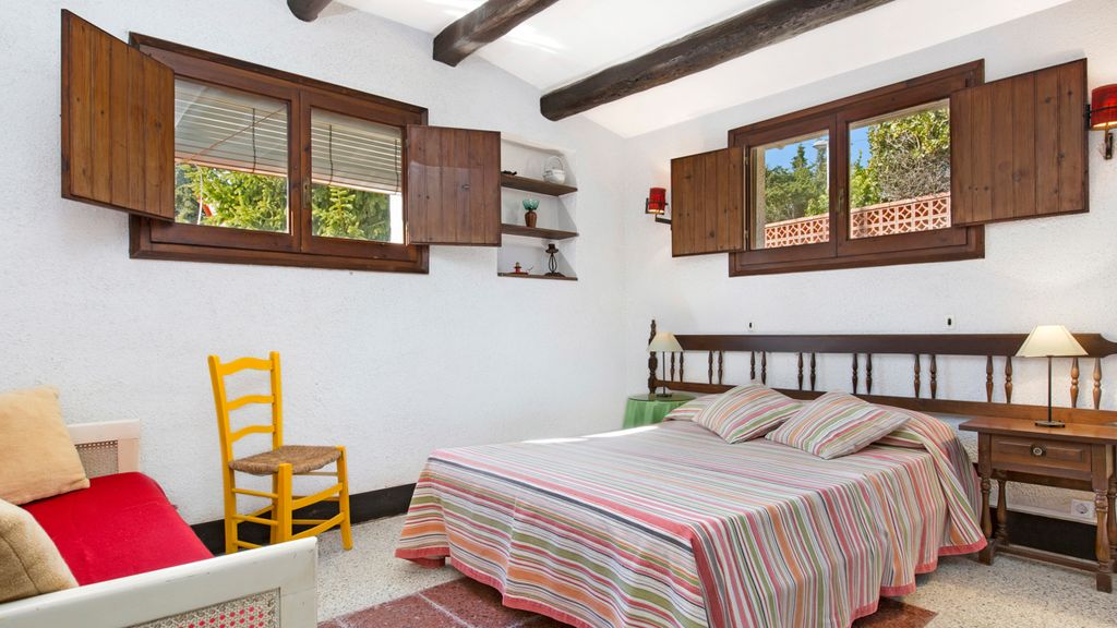 El Senglar Costa Brava Olivers Travels 5