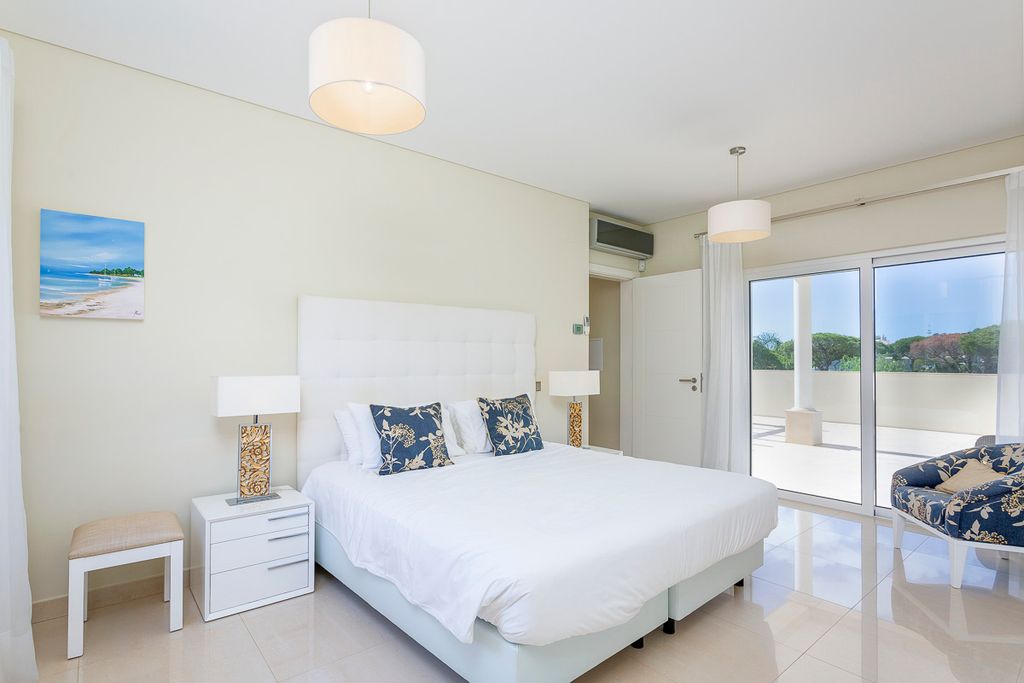 Villa Dolcasol Vilamoura Olivers Travels 5