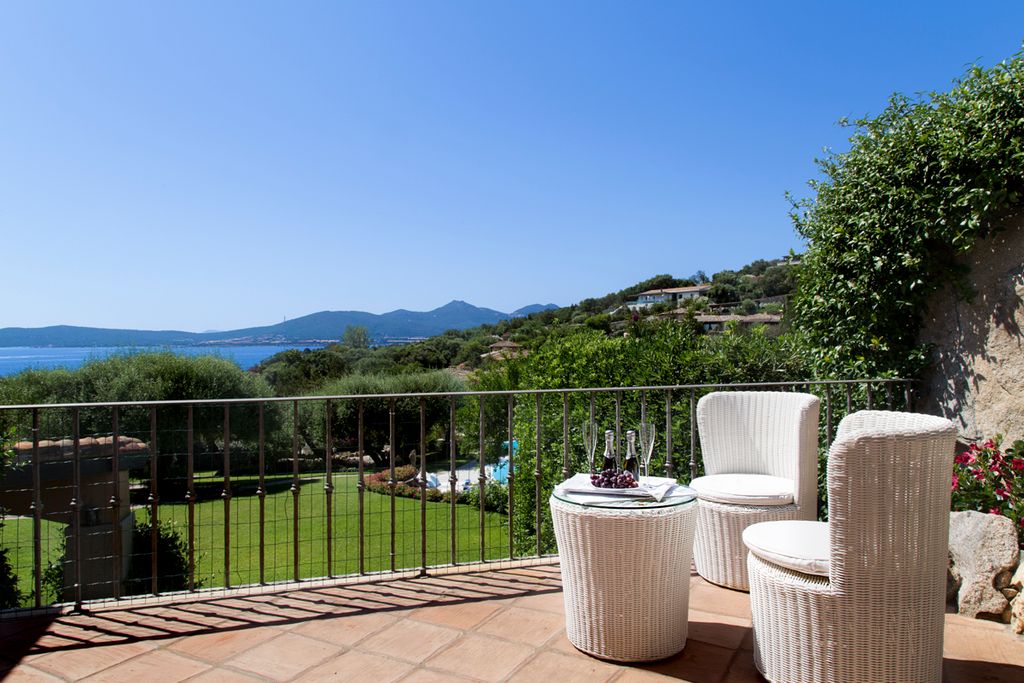 Villa I Fenicotteri Sardinia Olivers Travels2
