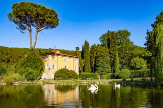 Villa Maestosa Tuscany Italy OliversTravels 1