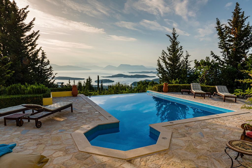 Villa Kaparissi Lefkas Olivers Travels 02