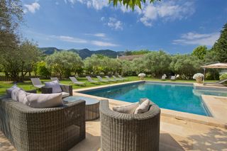 Villa Glycine Provence Olivers Travels 1