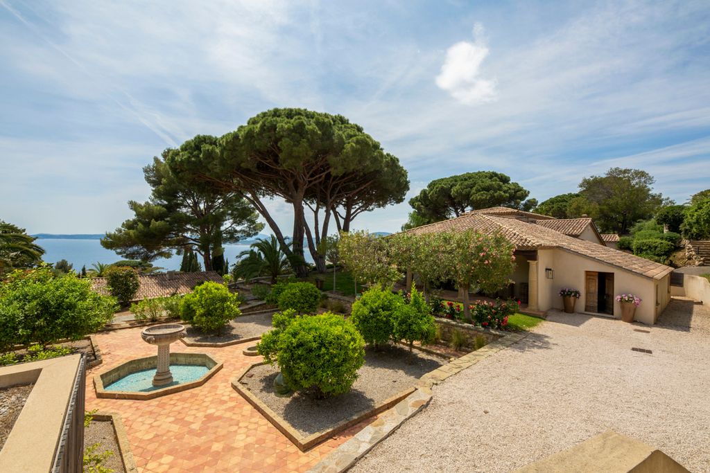 Villa Pins Italie French Riviera Olivers Travel 2
