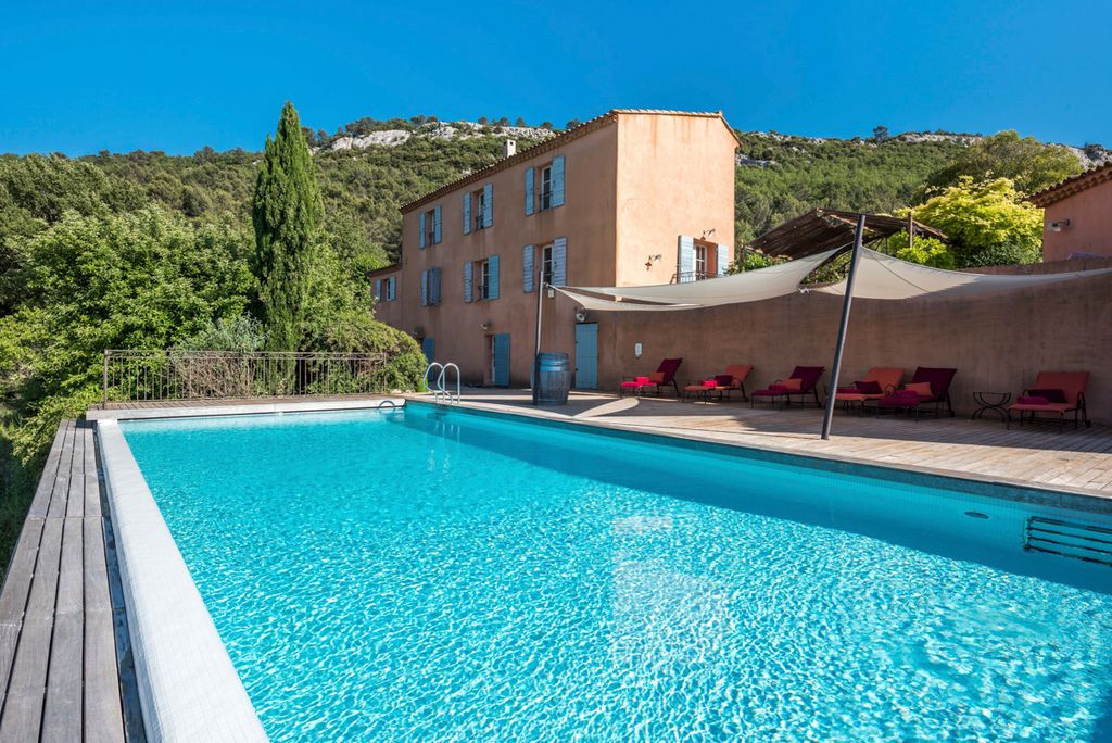 Mas Du Chateau Provence Olivers Travels2