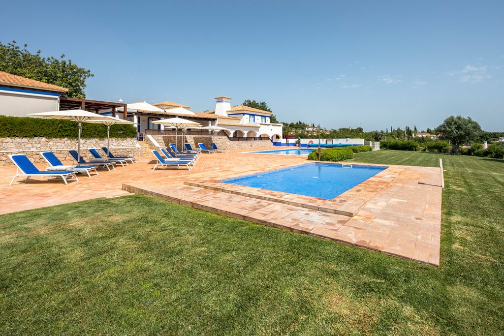 Casa Lilly Albufeira Olivers Travels 1