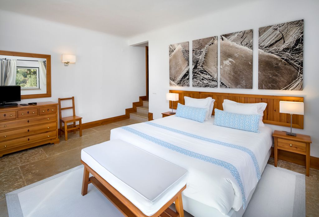 Casa Peonia Albufeira Olivers Travels 5