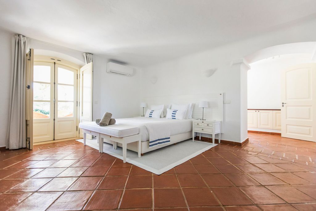 Casa Amendoa Albufeira Olivers Travels 4