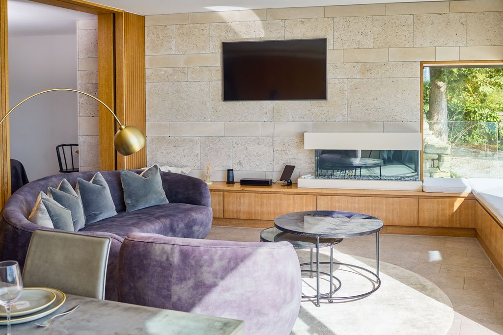 Opal Dorset OliversTravels 1