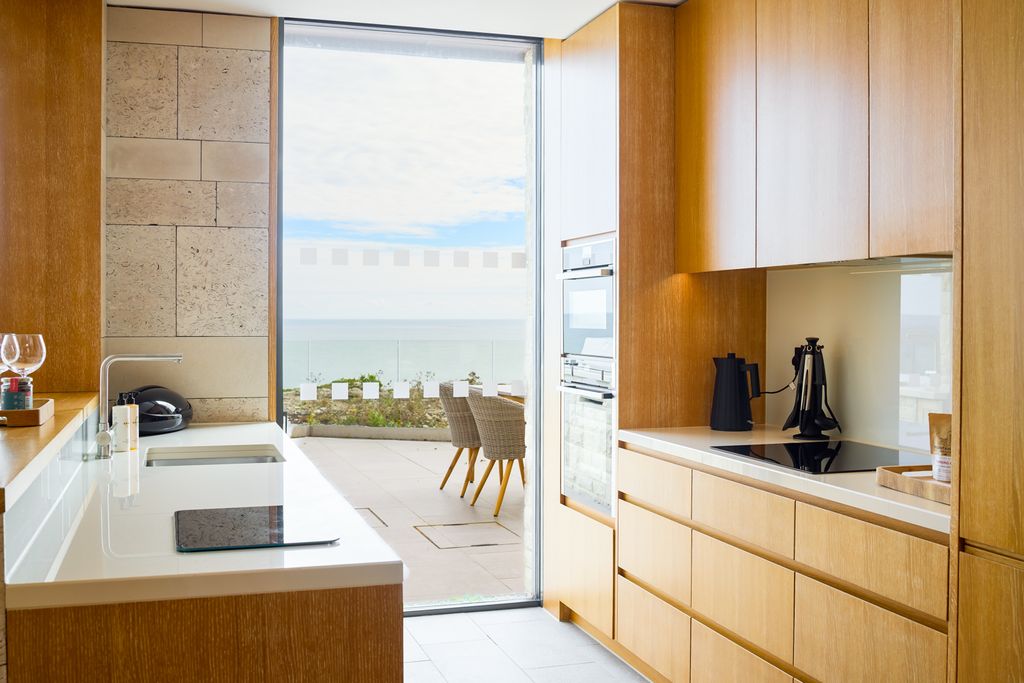 Opal Dorset OliversTravels 4