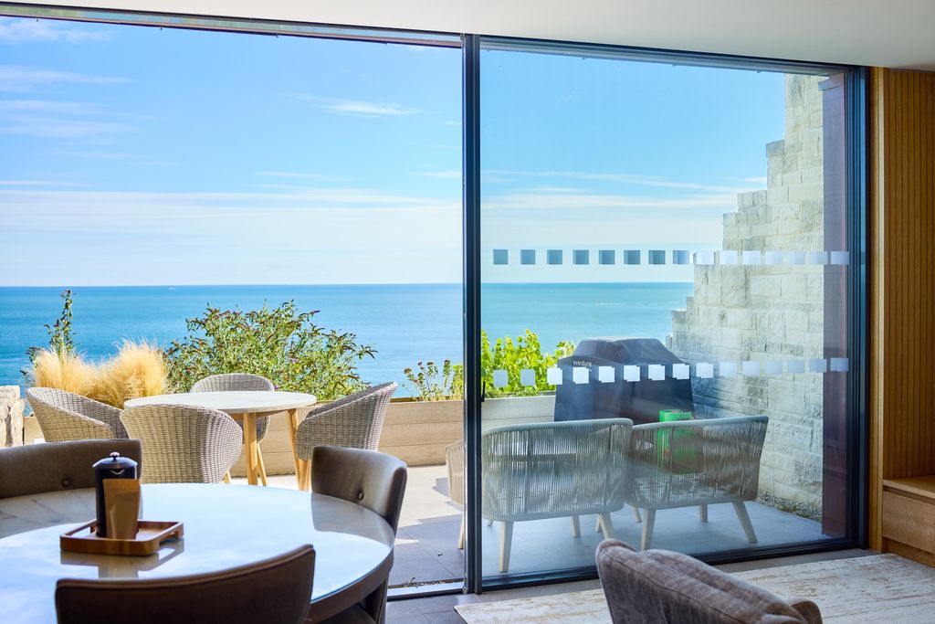 Silver Cove Dorset OliversTravels 2