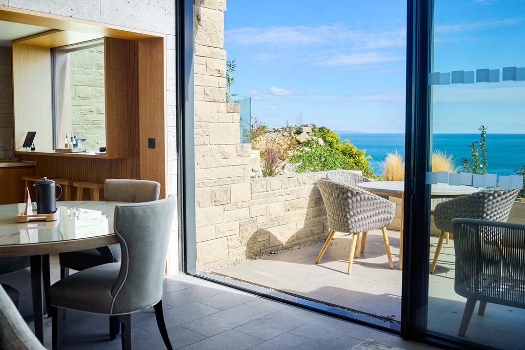 Silver Cove Dorset OliversTravels 4