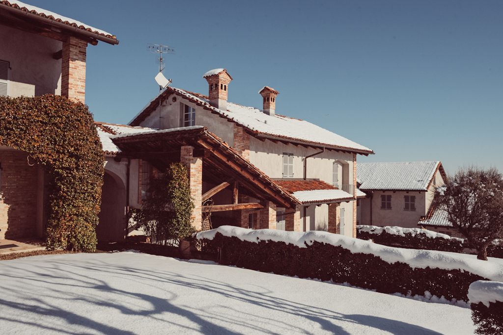 Villa Dolcetto Piedmont Italy Olivers Travels 1